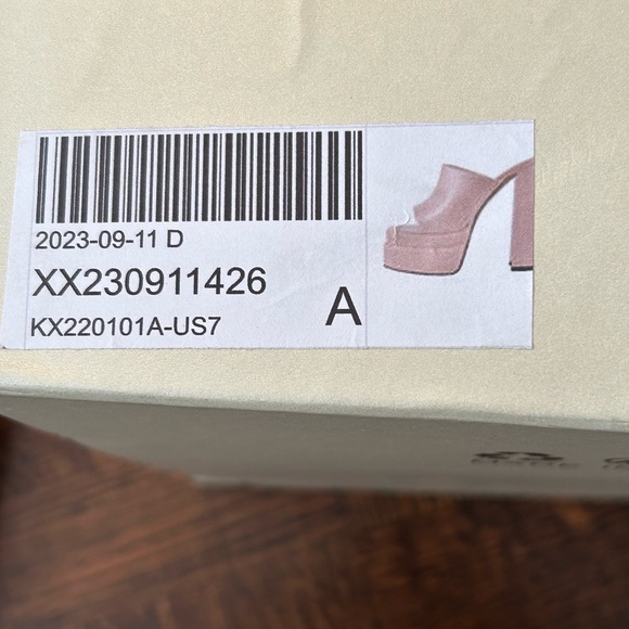 NIB Only Maker Platform Mules - Picture 11 of 13